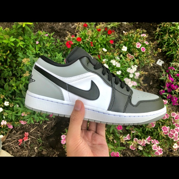 Air Jordan 1 low “Shadow” - Picture 1 of 8